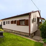 Apartment House Hortenzia View - Happy *
