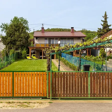 House Hortenzia View - Happy