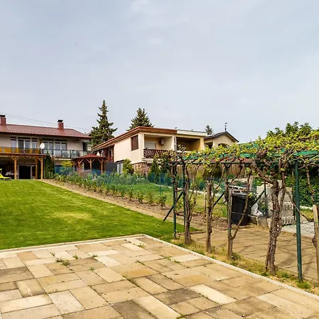 House Hortenzia View Terrace & Garden - Happy * Revfulop