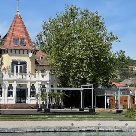 House Hortenzia View Terrace & Garden - Happy Revfulop
