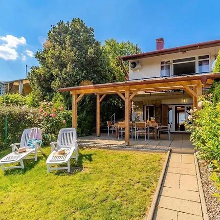 House Hortenzia View Terrace & Garden - Happy
