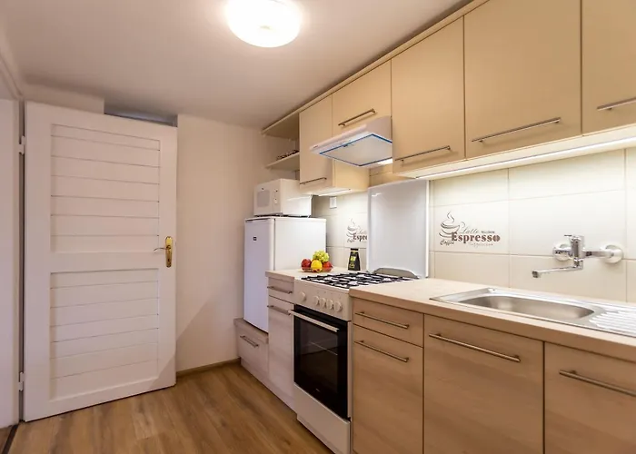 Apartment House Hortenzia View - Happy